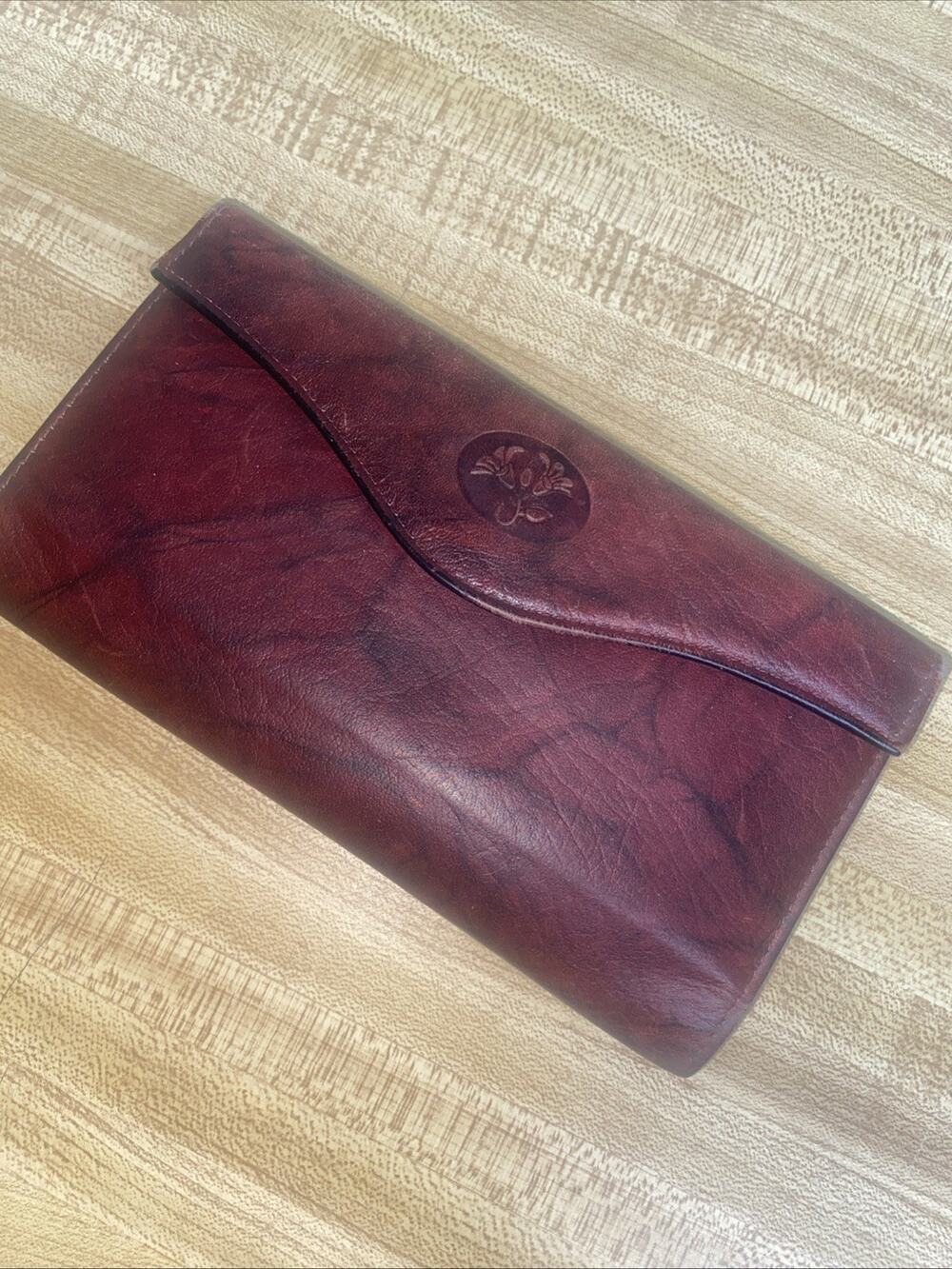 Buxton Wallet Checkbook Cover/Card Holder Red Brown Leather Kiss Lock Coin